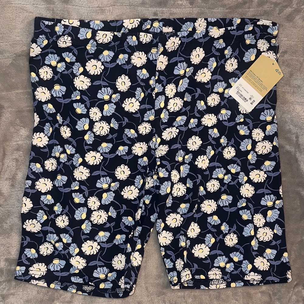 Navy Floral Girl’s Bike Shorts - Picture 1 of 1